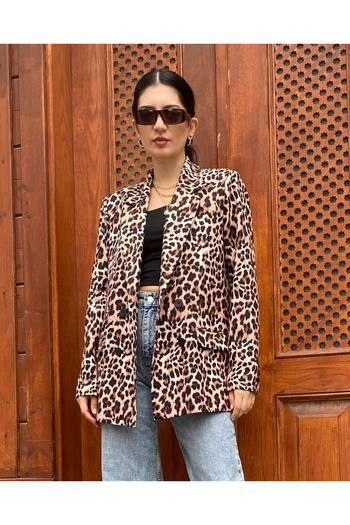 deqfashion Women's Leopard Double Breasted Button Detailed Oversize Blazer Jacket