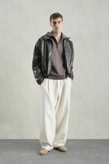 GIESTO Embossed Logo Piece-To-Piece Brown Leather Jacket