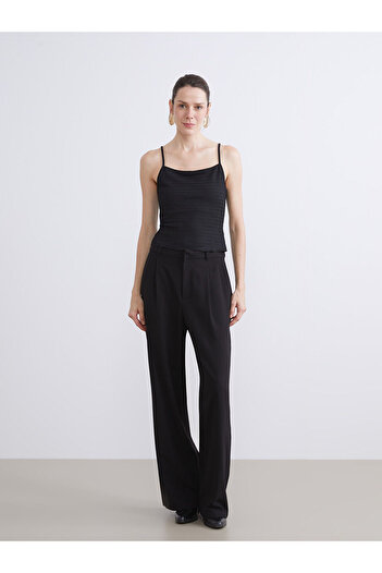 LC Waikiki Black Square Neck Textured Strap Women's Tank Top
