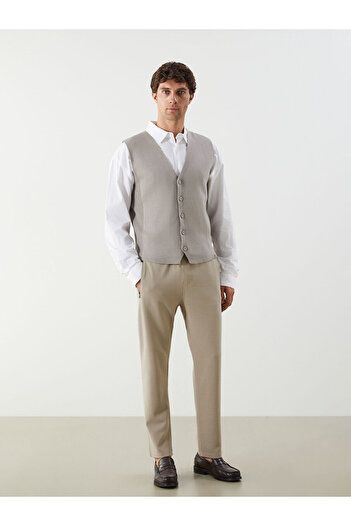LC Waikiki Standard Fit V-Neck Men's Knitwear Vest