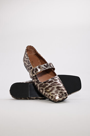TUGERDİ Leopard Patent Leather Genuine Leather Tipu Sole Belted Women's Ballerina Shoes Tg0921026191167