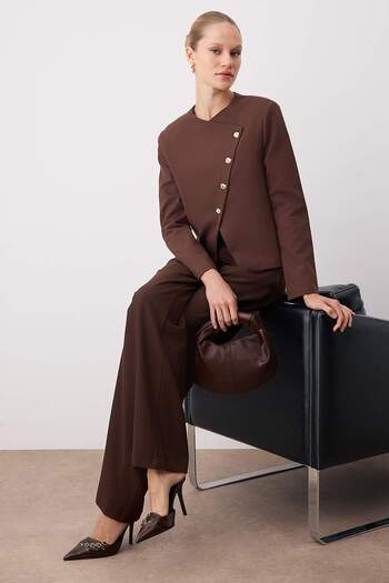 Trendyol Collection Brown Asymmetric Closure Regular/Normal Fit Woven Jacket Twoaw26Bc00062