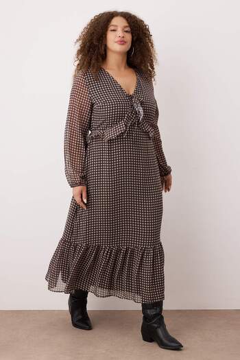 Trendyol Curve Multicolor Plaid/Check Chiffon Woven Maxi Long Plus Size Dress Tbbaw26Ah00030