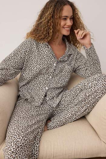Trendyol Collection Multi-Colored Animal Regenerated Single Jersey Knitted Pajama Set Thmaw26Pt00195