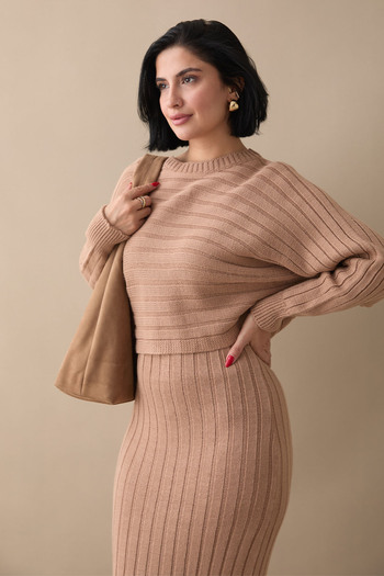 InStyle Camel Knitwear Κοντό πουλόβερ και Σετ Φόρεμα