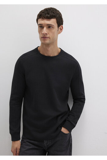 Mavi Black Slim Fit Long Sleeve T-Shirt -0610106-900