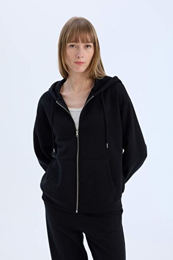DeFacto Siyah Okula Dönüş Relax Fit Kapüşonlu Kalın Basic Düz Cepli Fermuarlı Sweatshirt D8717AX24WN