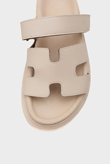 Capone Outfitters Marian Women's Slippers
