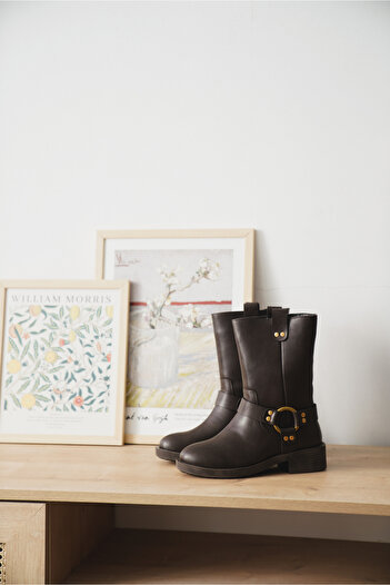 Capone Outfitters Biker Boots with Metal Accessories