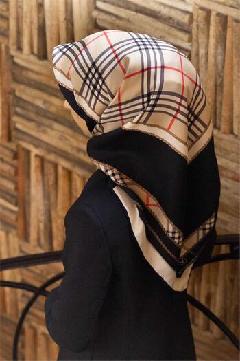 Vissona 57% Silk 43% Viscos Twill Silk Plaid Pattern Black Color 90X90 Scarf Sewing Shape : Hand Sewing