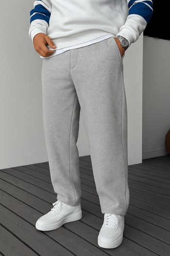 INFLUYENTE Men's Gray Buggy Cut Winter Fleece-Lined Wide-Leg Sweatpants