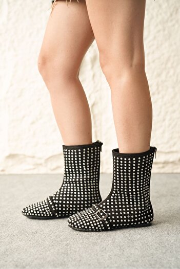 MODAADAM Women's Geste Stone Flat Sole Boots - Black-White Stone
