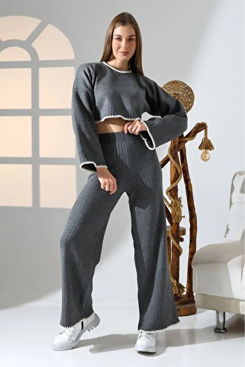 Cemre Life Gray Women's Two-Piece Knitwear Set – Crop Blouse & Loose Pants