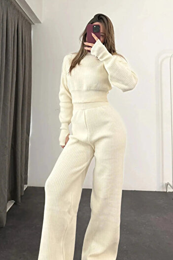 H&E LUXURY DESIGN Women's Crop Fingerless Knitwear Set