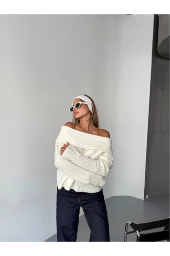 Cemre Life Women's Oversize Madonna Collar Knitwear Sweater
