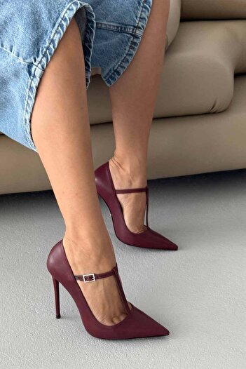 AYAKKABI PRENSİ Wren Taşlı Toka Detaylı BORDO MAT