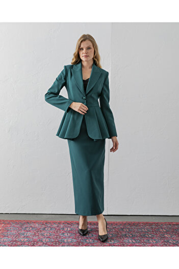 VUNTAL Flounce Blazer and Skirt Two-Piece Set