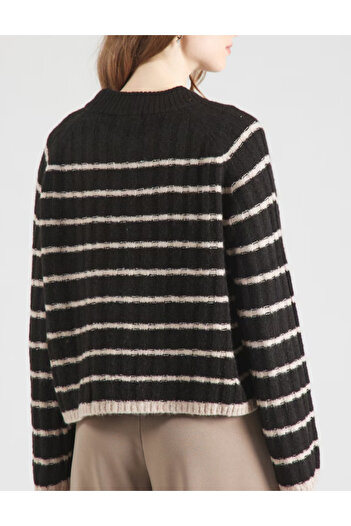 ONLY sweater, mix colors