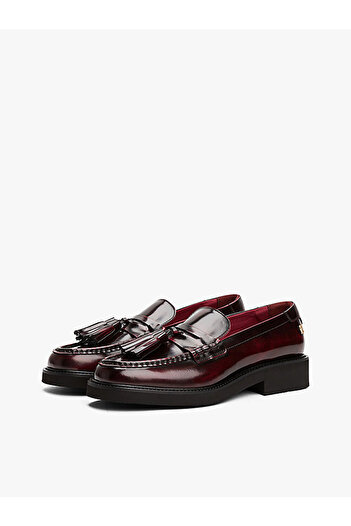 Tommy Hilfiger Women's Tassel Square Toe Loafer