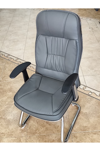 Traffic Chairs Fixed waiting chair for visitors, gray leather