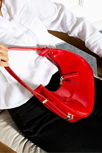 Rivina Rivi Model Patent Leather Large Pinterest Women's Baguette Bag