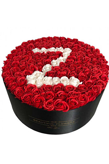 velve Personalized floral arrangement with letter, black round box with 101 soap roses, Letter Z