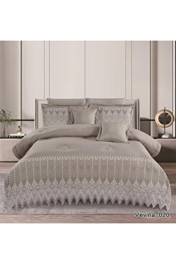 Roshen A sophisticated microfiber lace bedspread set with prominent details and a touch of luxury and elegance. A quilt measuring 240*260.