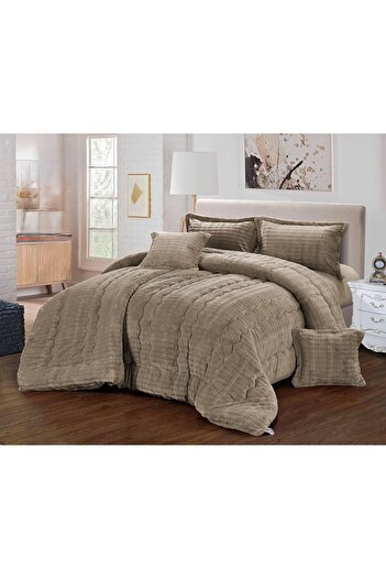 SNOOZYL Winter double bedspread made of soft velvet and royal fur to give you warmth and elegance