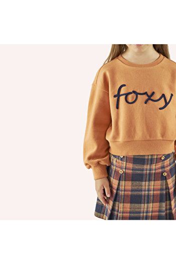 LC Waikiki Girl's Embroidery Detailed Sweatshirt