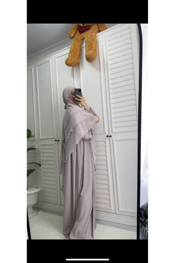 Hijab Φόρεμα με λουράκια με 3 στρώσεις μακρύ σουφλέ