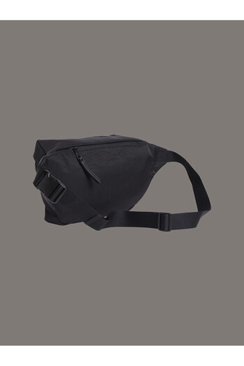 Calvin Klein Men's Metro Oversized Waist Bag