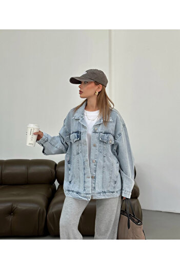 Asia Asi̇ali̇fe Oversize Denim Jacket