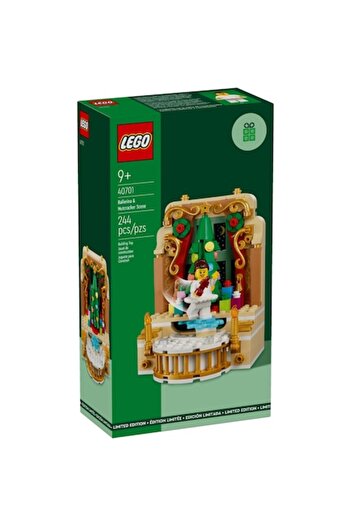 LEGO 40701 Scene with Ballet Dancer and Nutcracker, 244 Pieces, 9+