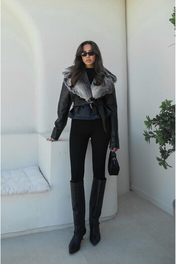 Havoş Black Leather Jacket with Fur Collar Detail