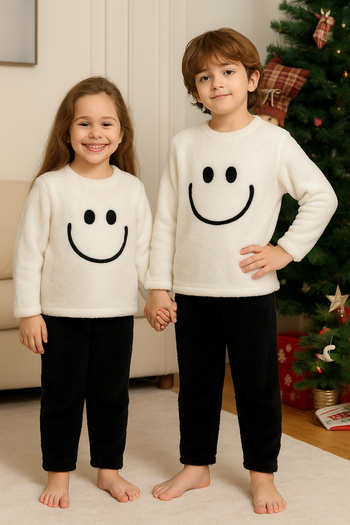AHENGİM Girl - Boy Child Winter Plush Set with Smiling Face Embroidery Ak4006