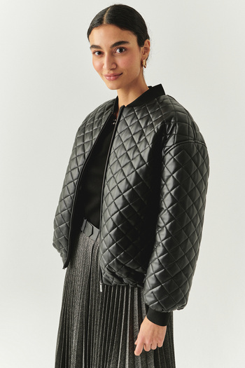 Exquise Quilted Faux Leather Lined Zippered Bomber Black Jacket