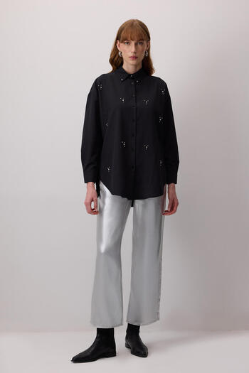 Touché Privé STONE EMBROIDERED SHIRT