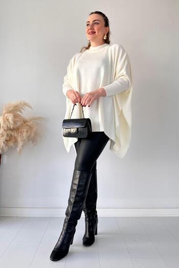 MaziButik Knitwear Poncho Ecru