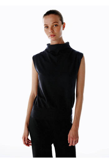 Knitss Ultrafine Organic Cashmere Black Knitwear Top