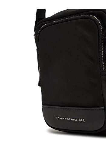 Tommy Hilfiger Men's Pouch AM0AM13190 Black