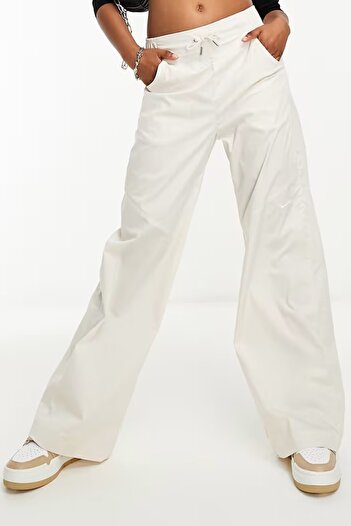 Nike Essential Woven High Rise Joggers Women's High Waist Woven Sweatpants Cream
