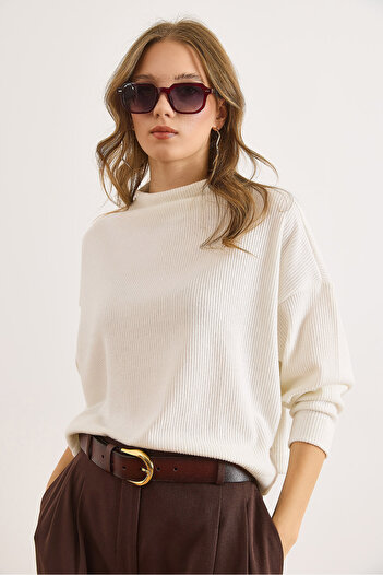 Olalook Women's White Draped High Neck Ribbed Soft Textured Sweater Kzk-19001009