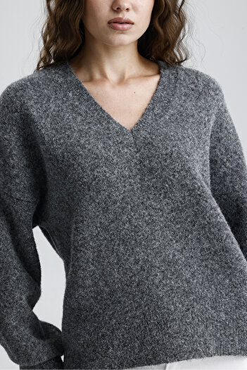 Figo V-Neck Women's Knitwear Sweater