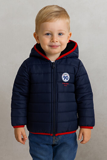 KOKOŞ BEBEK Çocuk Kapüşonlu Şişme Mont – Superior Team 90 Patch – Kışlık Rahat ve Hafif Mont