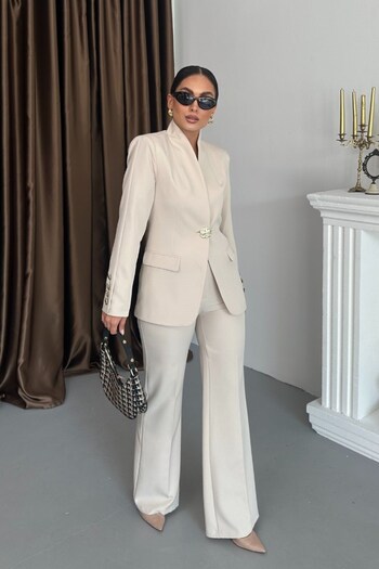spirituel Women's Two-Piece Suit Stylish Button Detail Stand Collar Blazer Jacket Wide Leg Pants Set