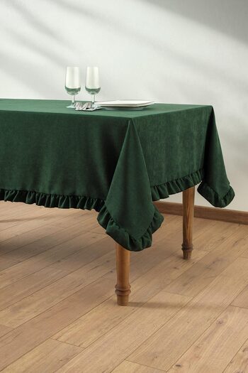 Denizli Concept Green Tablecloth with Ruffled Edges - Venice Soft Color - Cotton 150X220Cm