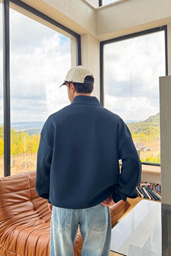 Flaw Wear Half Zip Sweatshirt