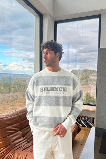 Flaw Wear Silence Embroidered Knitwear Sweater