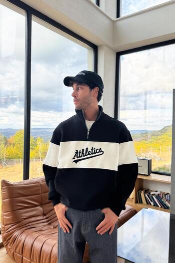 Flaw Wear Athletic Embroidered Half Zip Sweatshirt