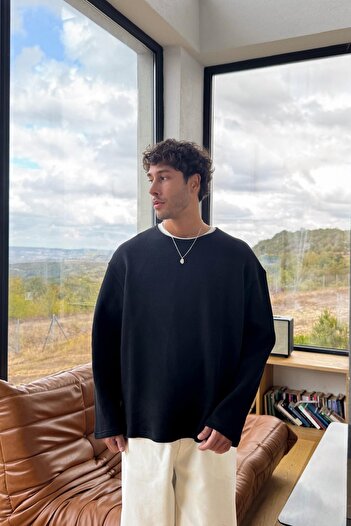 Flaw Wear Basic Oversize Black Sweatshirt